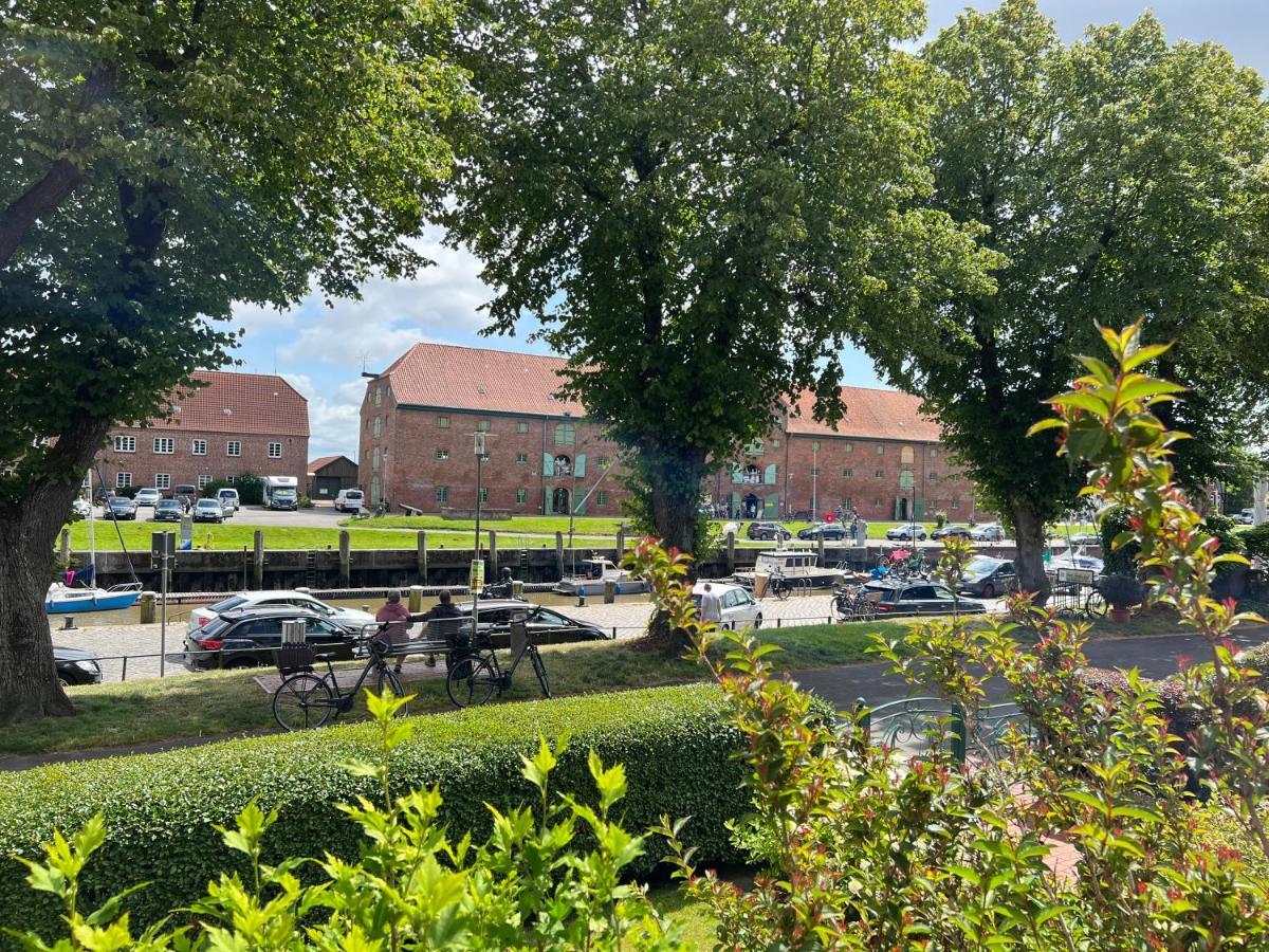 Hafenpanorama * Toenning